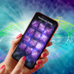 Aplicativo de horoscopo no celular  